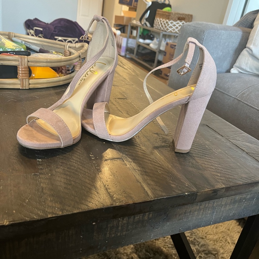 Lulus basic heels. Blush color. Only worn once in great condition.